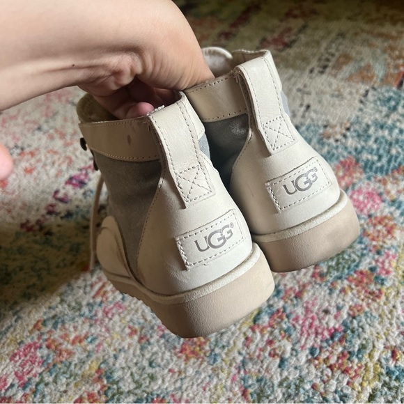 Ugg Women's Bethany Canvas size 9.5 - Picture 4 of 7